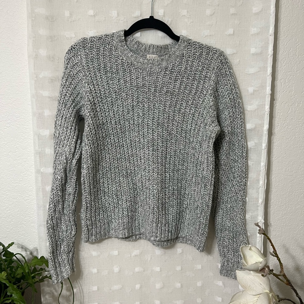 Gray Knitted Pullover Sweater